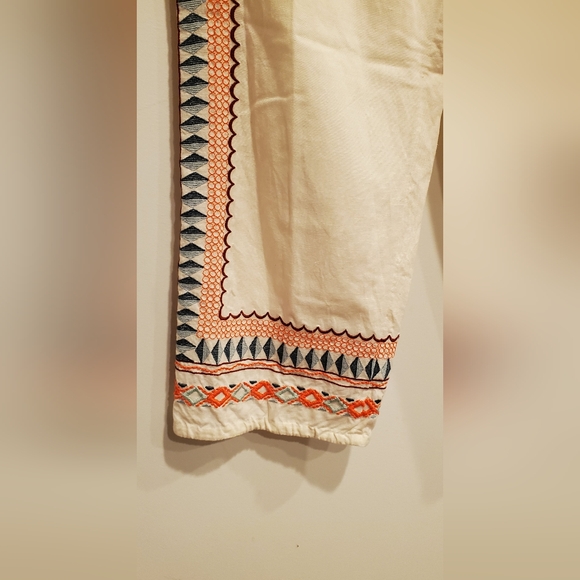 ANTHROPOLOGIE WOMEN'S CREAM ISLANDER EMBROIDERY STRAIGHT LEG CROP, SIZE 6. - Picture 7 of 10